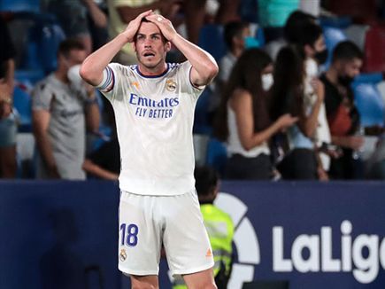 הבלאנקוס לא ידעו איך להגיב, אז המאמן החליף ארבעה שחקנים (getty)