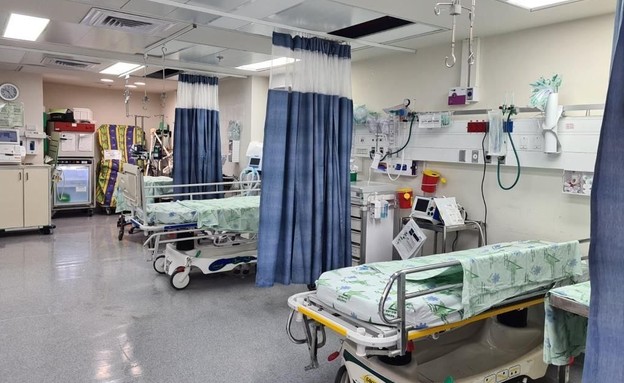 שביתת בתי החולים הציבוריים :מיטות חולים ריקות בבי