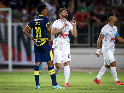 לקס נעץ את המסמר האחרון (מאור אלקסלסי)