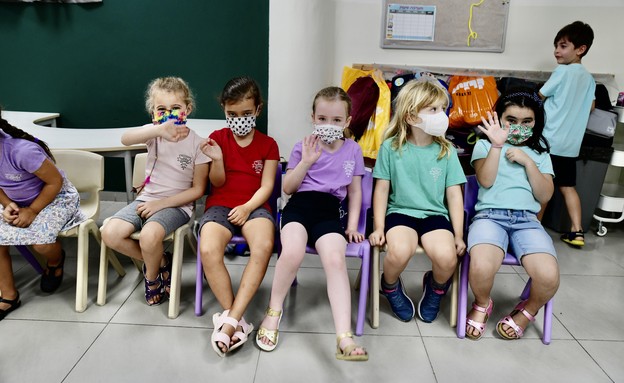 פתיחת שנת הלימודים בצל הקורונה (צילום: אבשלום ששוני, פלאש 90)