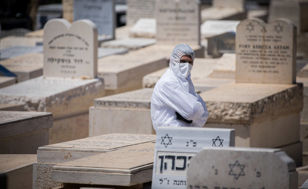 הישראלים שעובדים עם המתים חושפים את הסודות שמתהלכים בין הגופות (צילום: פלאש/90 )