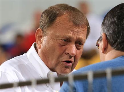 שירצקי. במרכז הטבלה (אנצ'ו גוש, סוכנות ג'יני)