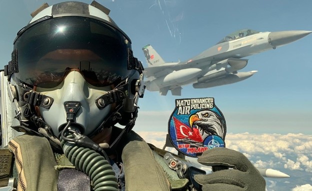 טייסי הקרב בפעולה (צילום: Turkish Air Force)