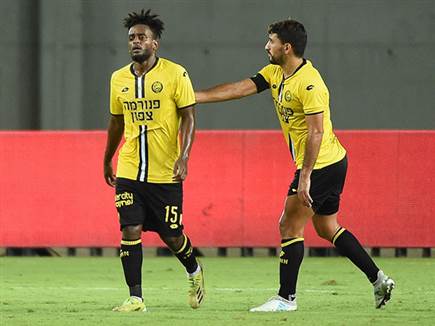 גם הדחיפה של אלמוג כהן לא עזרה (ברני ארדוב)