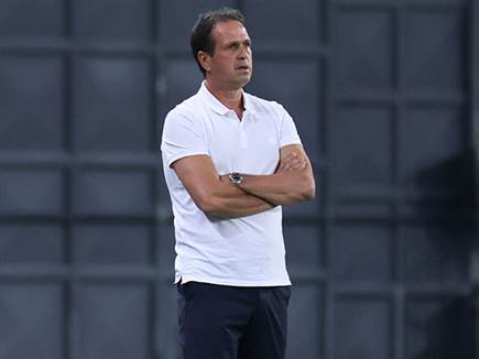 מסתפק מחצי הכוס המלאה? (דני מרון)