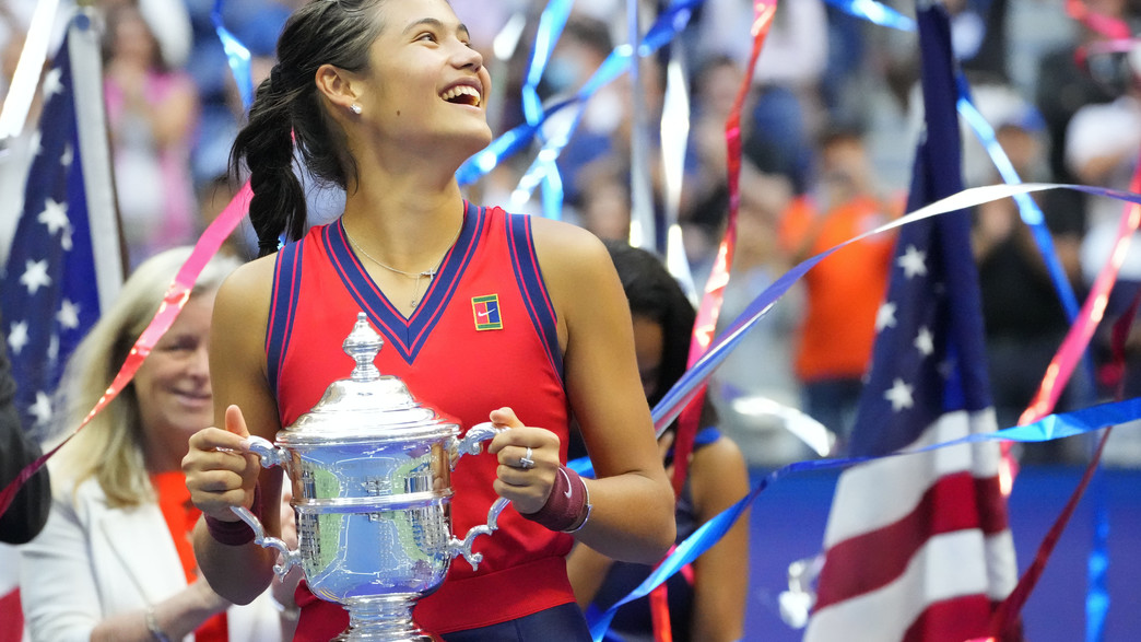 אמה רדוקאנו זוכה באליפות ארה"ב הפתוחה אמה רדוקאנו זוכה באליפות ארה"ב הפתוחה