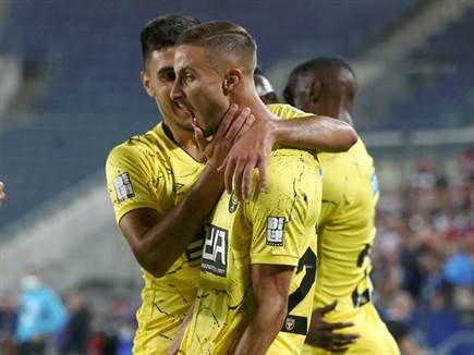 ואז החגיגה הגדולה החלה (אלן שיבר)