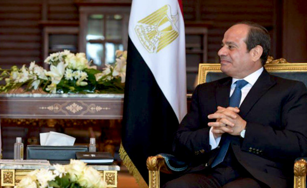 נפתלי בנט נפגש עם נשיא מצרים, עסיסי (צילום: ap)