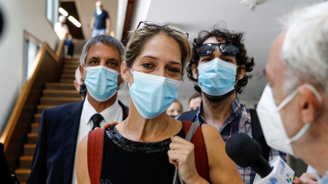 איה קורן דודתו של איתן בירן בבית המשפט איה קורן דודתו של איתן בירן בבית המשפט