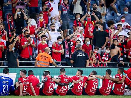 הקהל כבר אוהב אותו (מאור אלקסלסי)