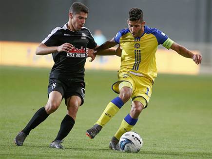 מיכה בצהוב (אלן שיבר)