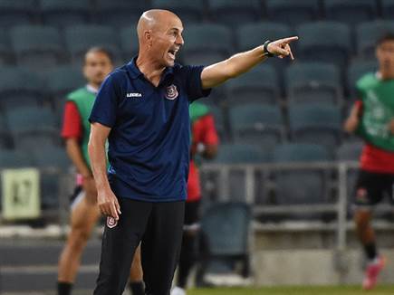 זיו אריה, עוד משחק מאופס (ברני ארדוב)