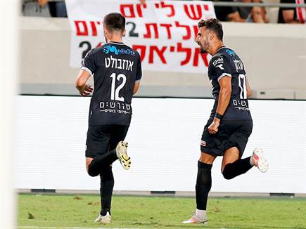 אוז'בולט חגג שער ובישול (אלן שיבר)