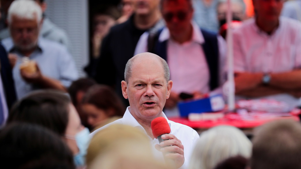 מועמד השמאל מרכז - ה SPD - אולף שולץ בעצרת מועמד השמאל מרכז - ה SPD - אולף שולץ בעצרת