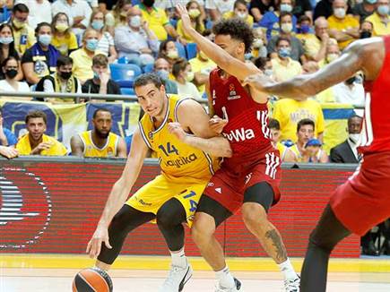 הכל הלך קשה לצהובים ברבע (צילום: אלן שיבר)