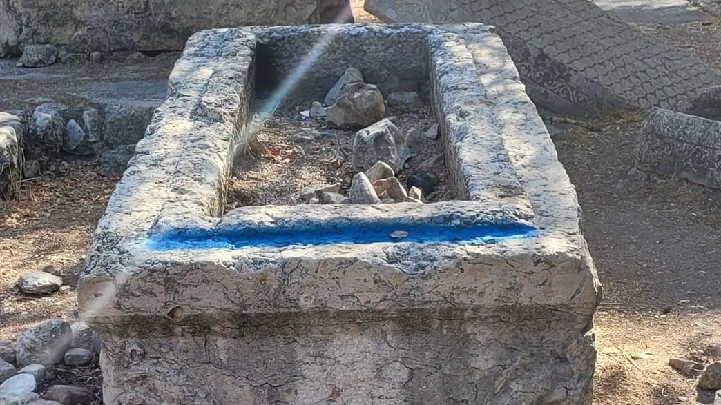 ונדליזם בגן הלאומי תל קדש