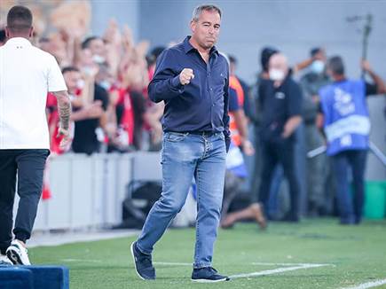 הוכנבוים יצא עם נקודה דרמטית (מאור אלקסלסי)