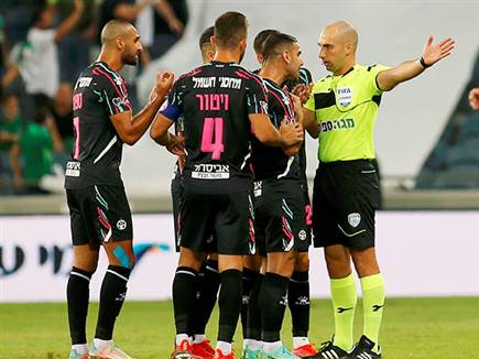 "תלו אותי בכיכר העיר" (אלן שיבר)