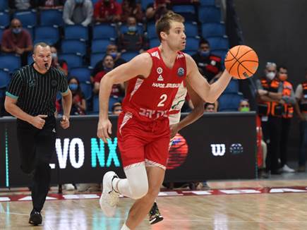 קיבל מעט קרדיט מעמיאל. וורקמן (ברני ארדוב)