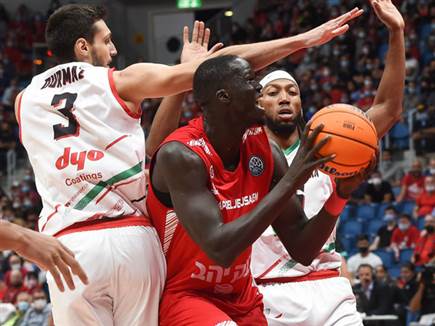 הדברים לא הלכו לו בקלות. מייקר (ברני ארדוב)