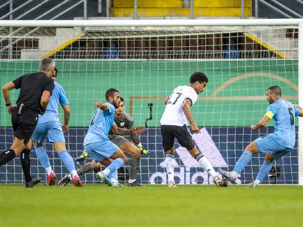 טילמן וגרמניה היו צריכים שש דקות כדי להשוות (Getty)