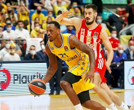 5 נקודות בערב רע. נאנלי (אלן שיבר)