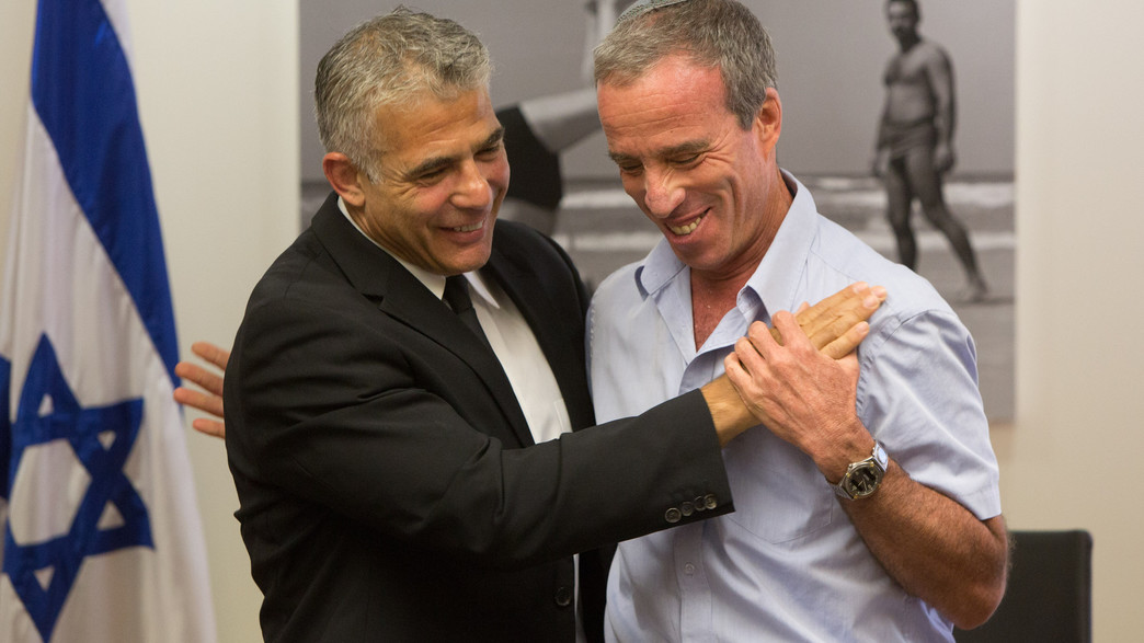 אלעזר שטרן ויאיר לפיד