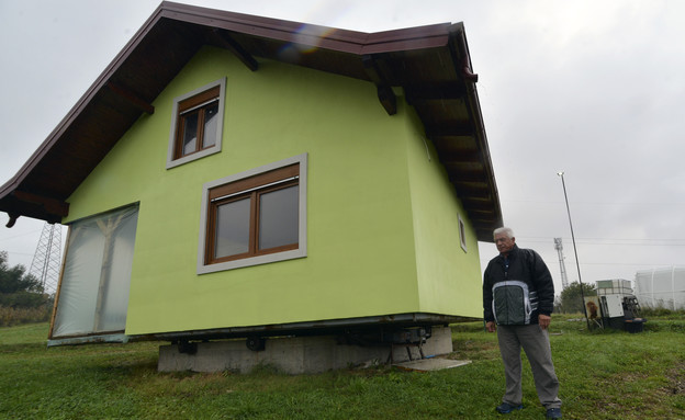 בית וויג'ין (צילום: Radivoje Pavicic / AP)