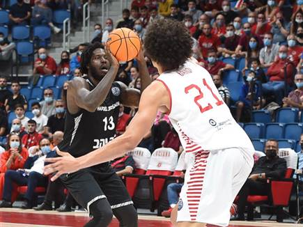 ממשיך לאכזב. אנתוני בנט (ברני ארדוב)