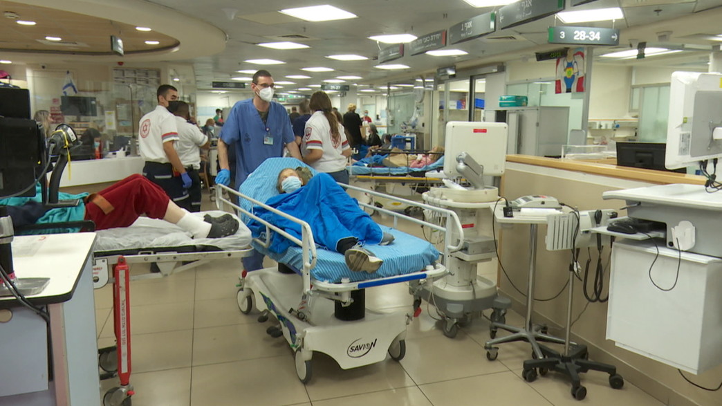 מיון, בית החולים שיבא (צילום: חדשות 12)