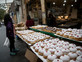 סופגניות בשוק מחנה יהודה בירושלים (צילום: יונתן זינדל, פלאש/90 )