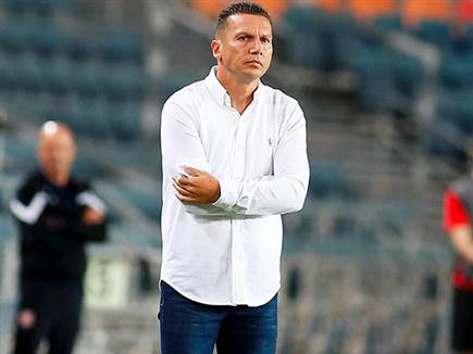 בכר. לא נותן לקבוצתו ליפול (אלן שיבר)