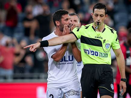 למרות שקראו לו לVAR, הוא לא התייחס. שילוח (מאור אלקסלסי)