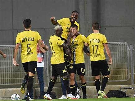 ולאחר מכן גויאגון השלים מהפך, ולא חגג (ברני ארדוב)