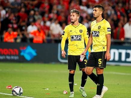 והפכו את הכדורגל לדבר שולי (אלן שיבר)