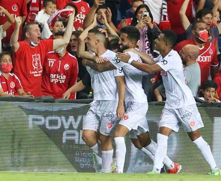 חגיגה של הפועל תל אביב (דני מרון)