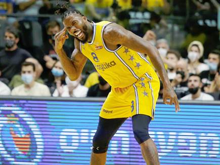 משהו השתחרר אצל הדאבליסטית (אלן שיבר)