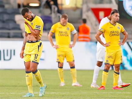 מכבי ת"א ממשיכה לשקוע (אלן שיבר)