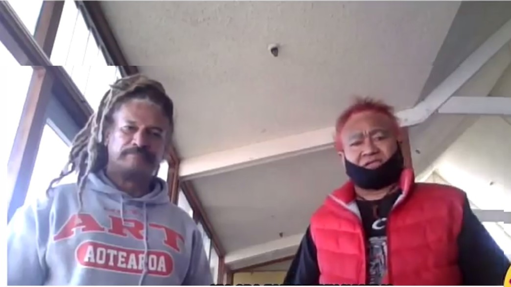 כנופיות בניו זילנד בקריאה משותפת ללכת להתחסן