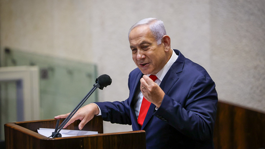 ראש האופוזיציה בנימין נתניהו נואם במליאה