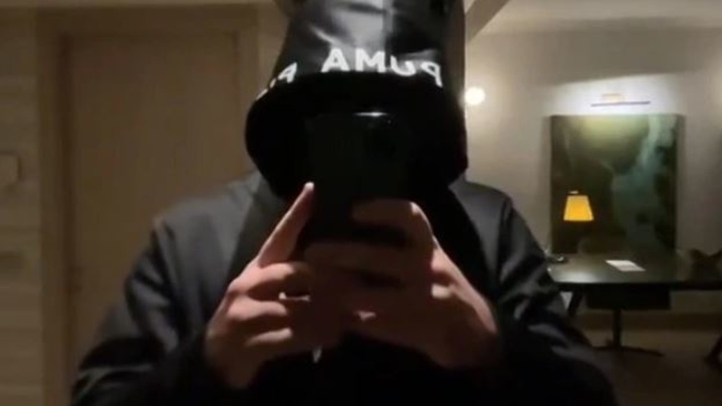 חוויאר הגולש בזמן