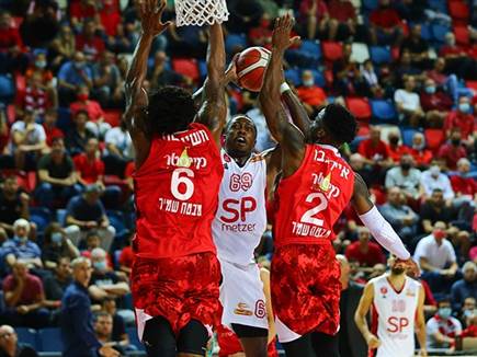 ג'ייקובן בראון. משחק ענק שלו (לירון מולדובן)