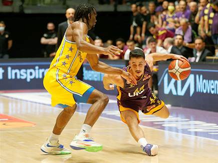 הפסד שני העונה בליגה (צילום: אלן שיבר)