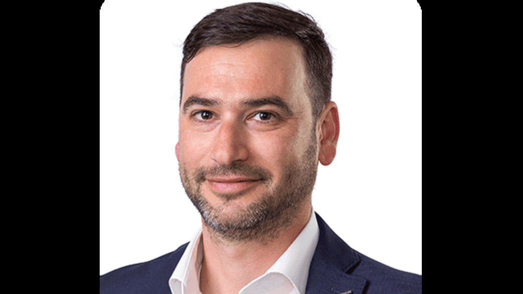 עו"ד אלעד רשטיק