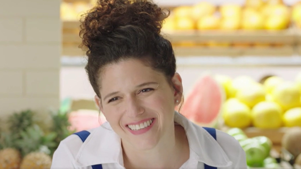 נועה קולר מסבירה את פלא היוגורט נועה קולר מסבירה את פלא היוגורט