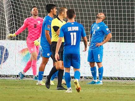 אך אז חזר החולי ההגנתי (אלן שיבר)