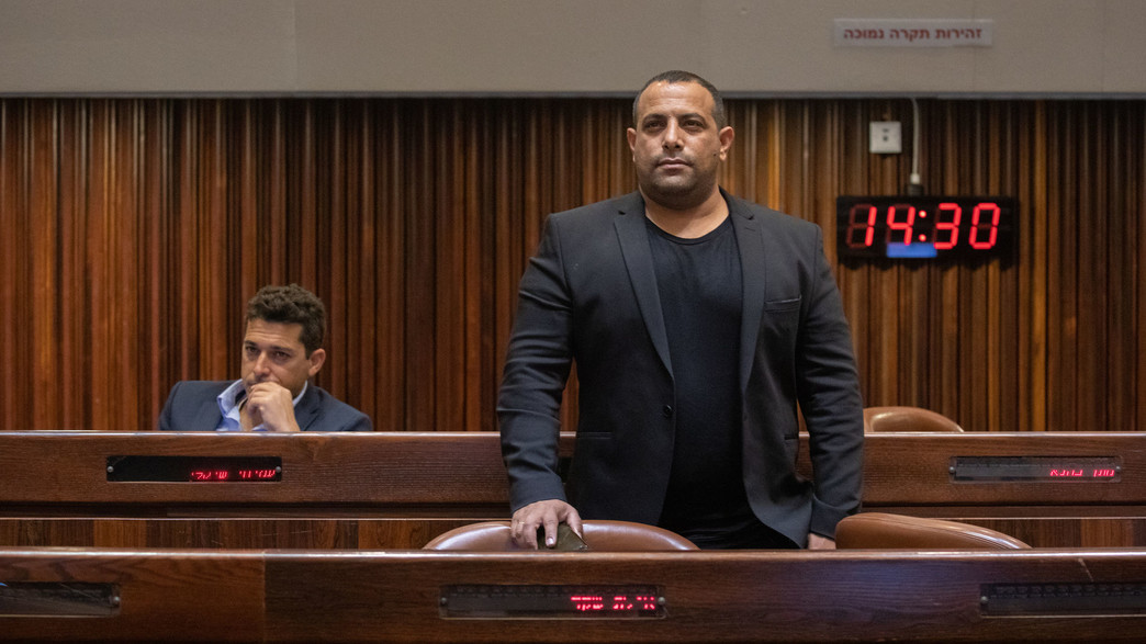 אביר קארה אביר קארה