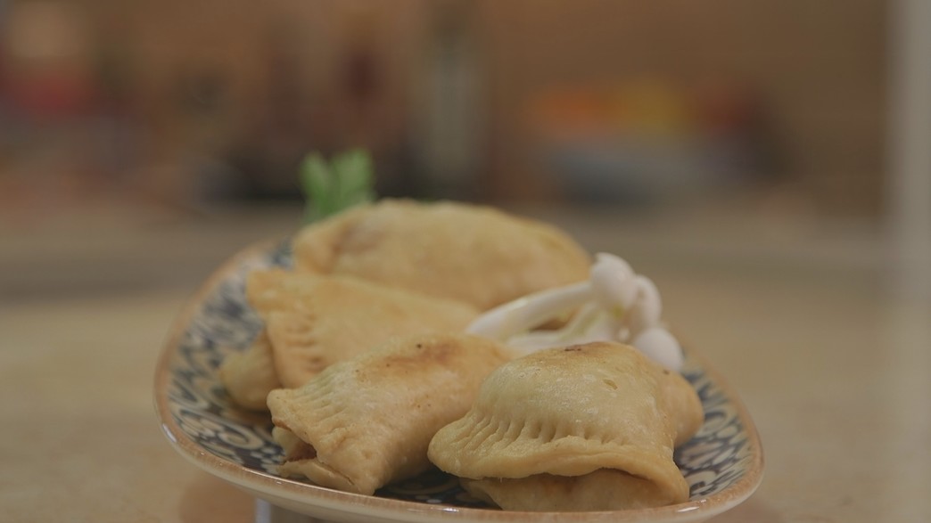 סמבוסק במילוי חומוס ופטריות