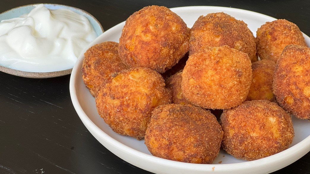 כדורי תירס מטוגנים 