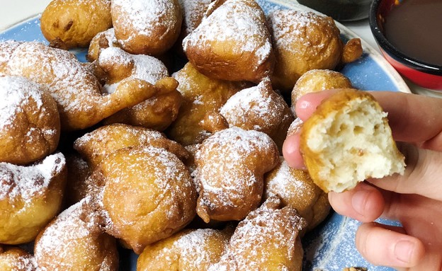 כיפיות עם אבקת סוכר